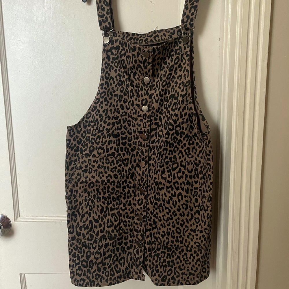 ⚡️Cheetah Print Women’s Overall Dress⚡️